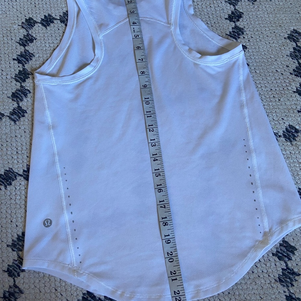 LULULEMON white tank top - Picture 4 of 5